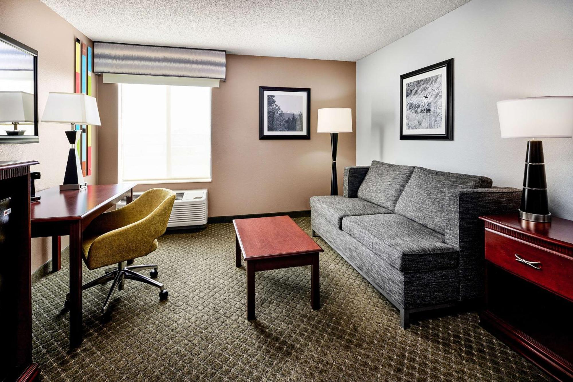 Hampton Inn Лонгмонт Экстерьер фото