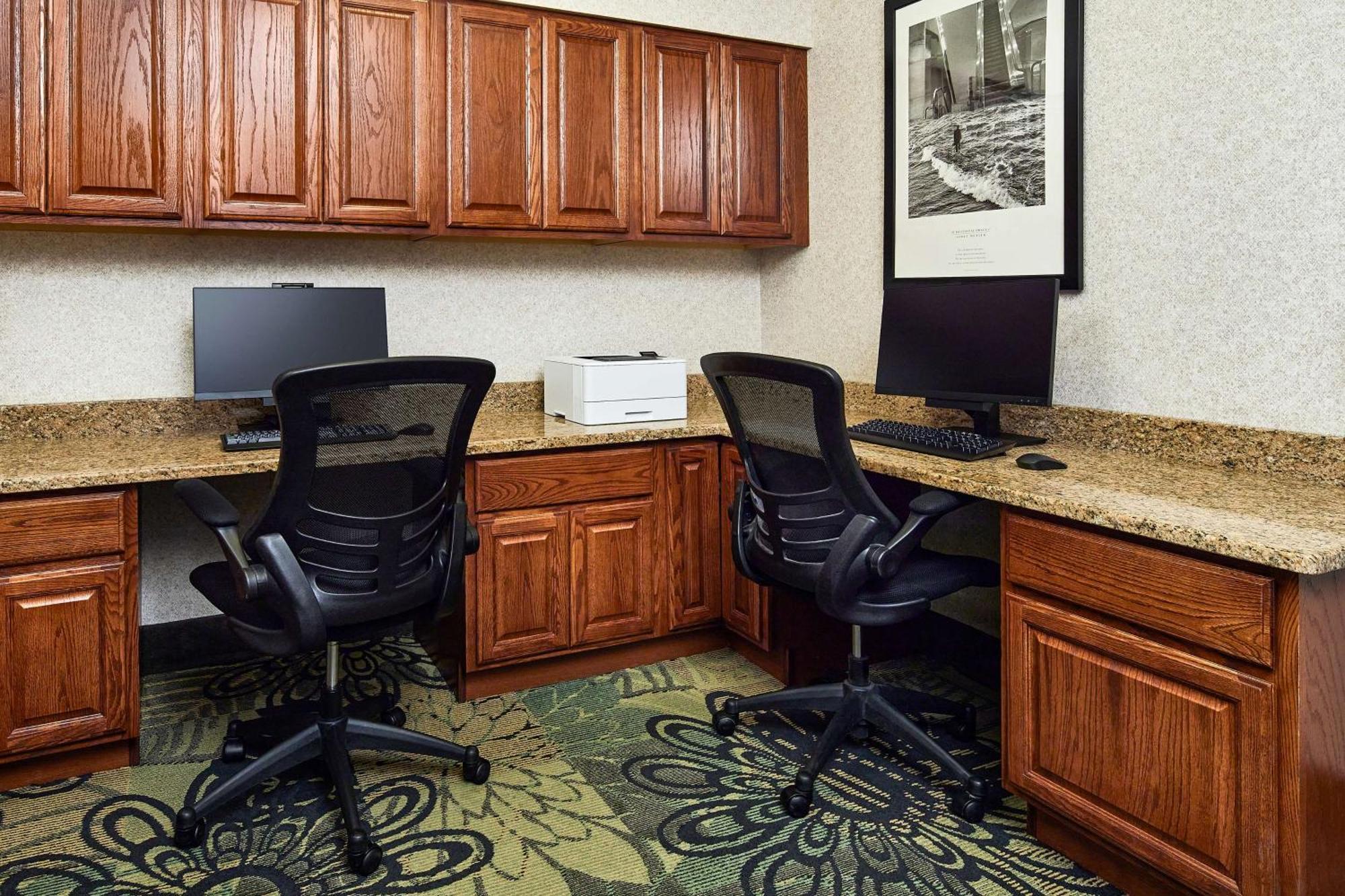 Hampton Inn Лонгмонт Экстерьер фото